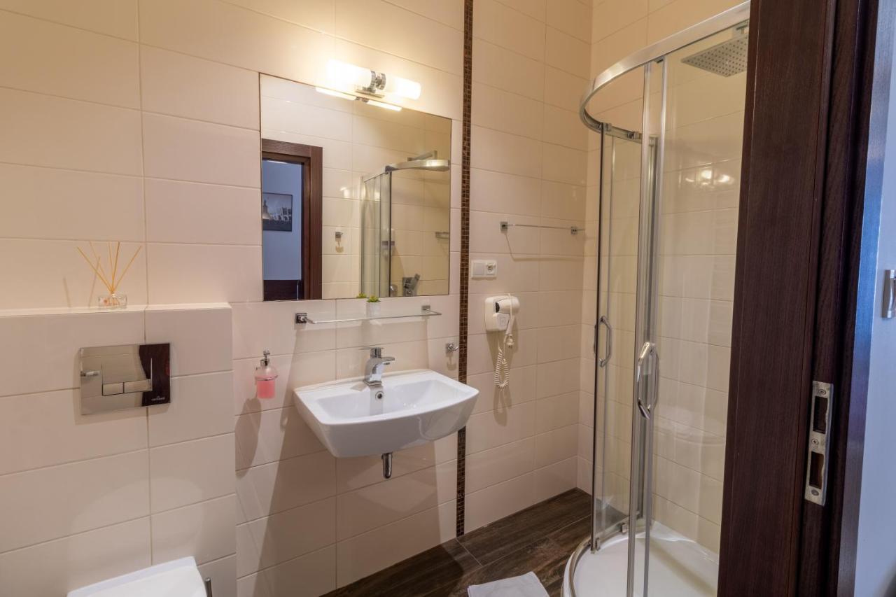 كراكوفيا Atlantic Aparthotel المظهر الخارجي الصورة