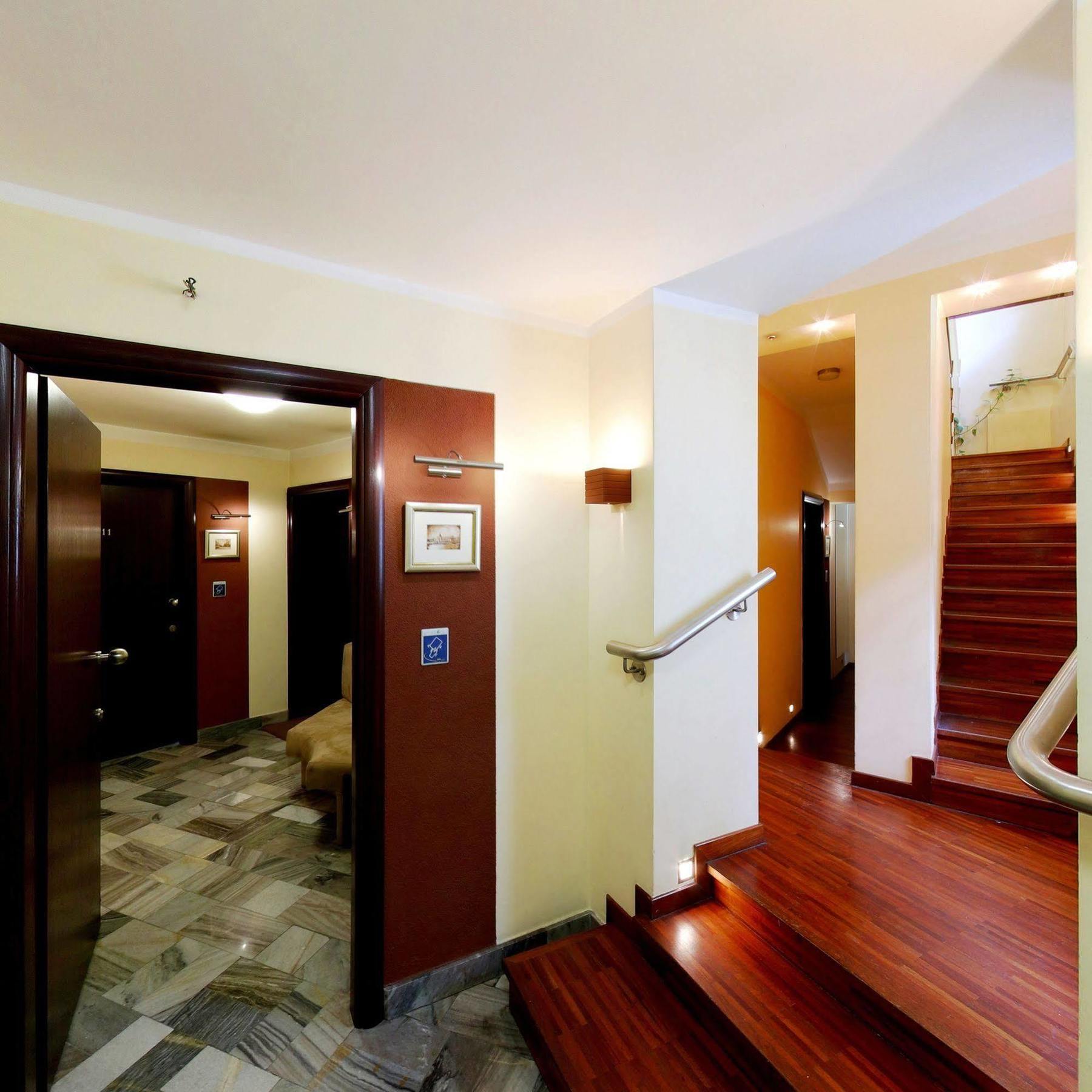 كراكوفيا Atlantic Aparthotel المظهر الخارجي الصورة
